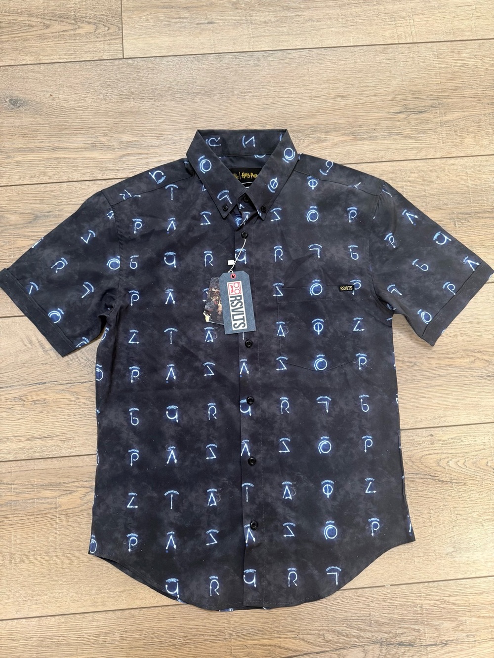Men's Black Short-Sleeve Button-Up Shirt with Blue Print RSVLTS